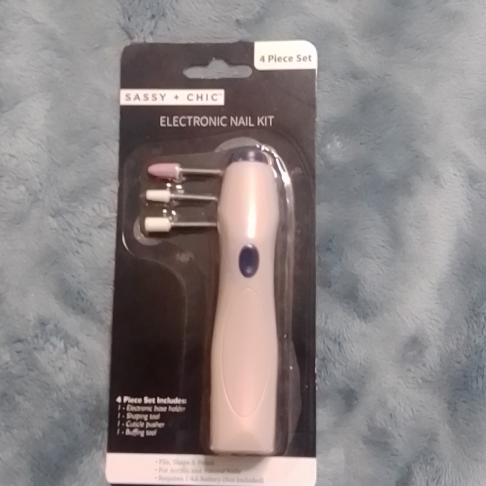 Electronic nail kit